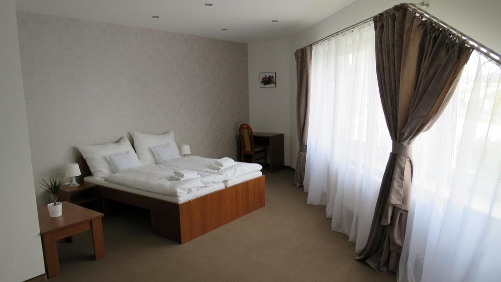 Penzion Lapas U Hoffera Нітра Номер фото